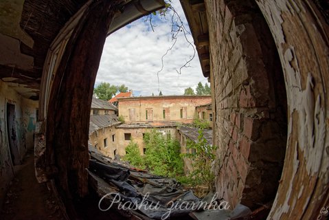 Widok z piętra w Domu Oficera w Bornem Sulinowie